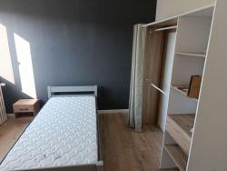 Chambre 2 | 10m&sup2; | 350&euro;